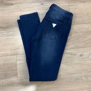 Guess Womens jeans stretchy Jean